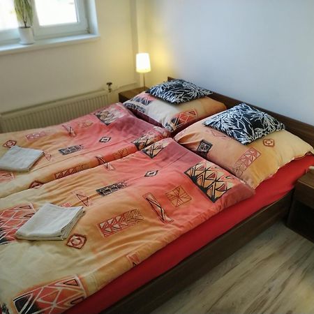 Penzion Kutil Trojanovice Frenštát pod Radhoštěm Bagian luar foto