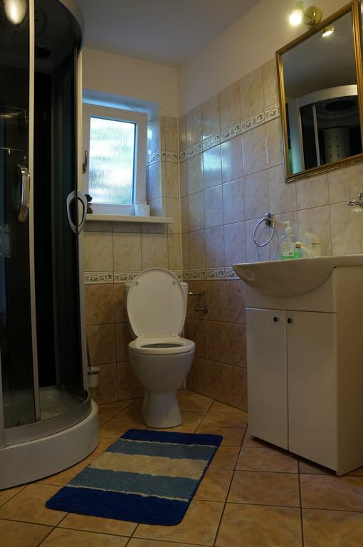 Penzion Kutil Trojanovice Apartment Frenštát pod Radhoštěm Bagian luar foto